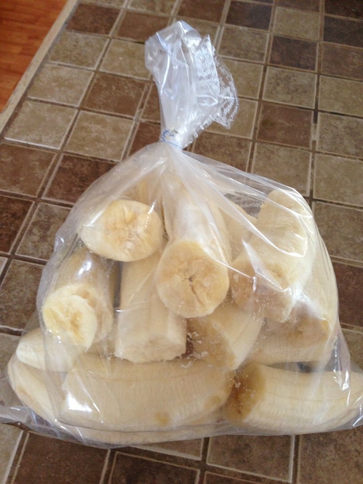 I bought these bananas last week and today they are ready to freeze for this week's smoothies. A daily green smoothie means never having to throw out bananas again! 
