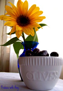 Mediterranean Mason Jar Salads