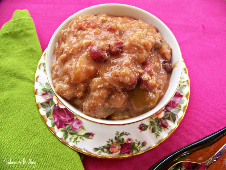 Do not forgot to serve your apples in a pretty dish. Presentation can make all the difference.